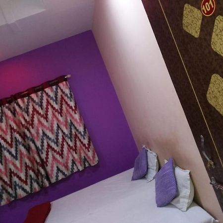 Hotel Atithi Satkar Akola Ngoại thất bức ảnh